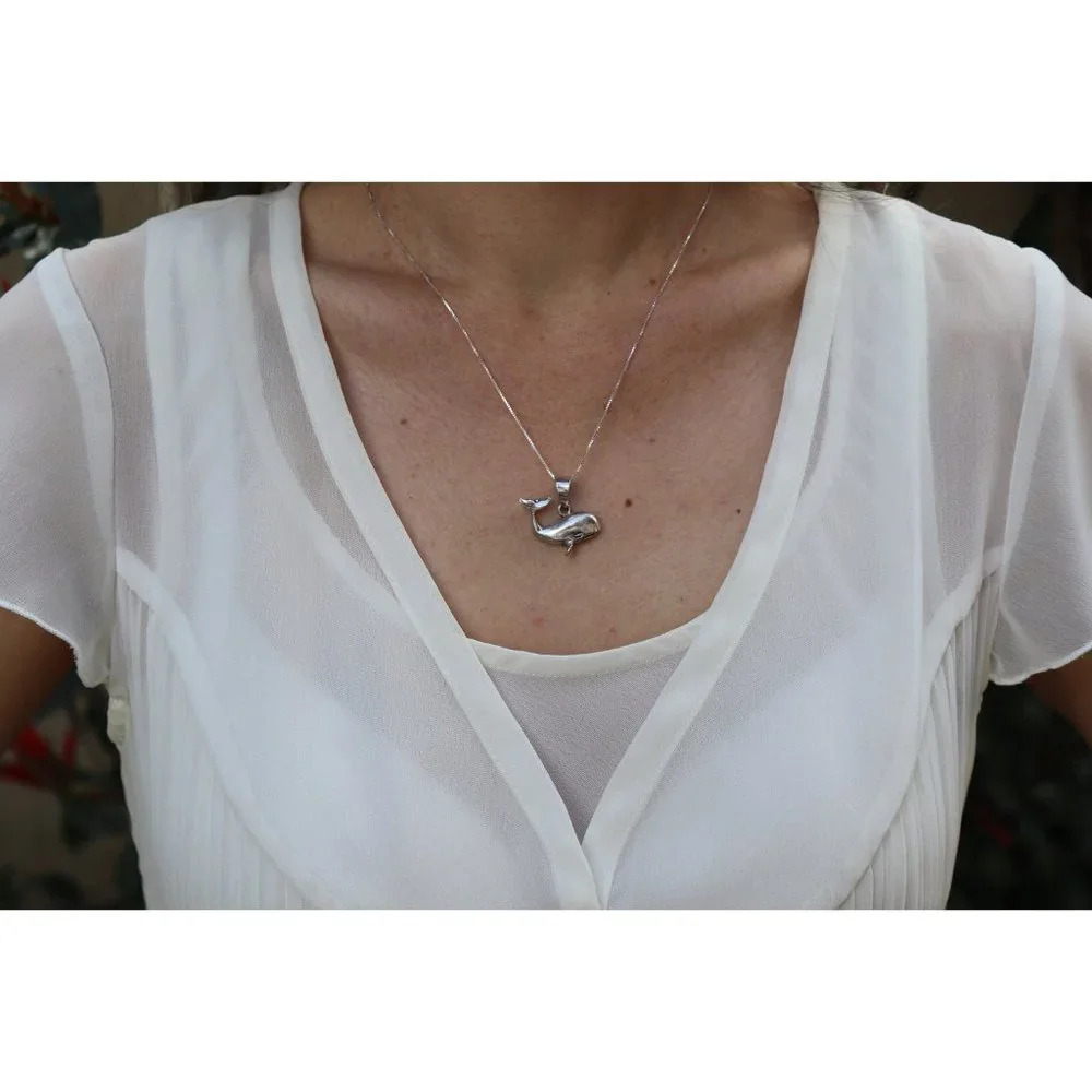 Sterling Silver Whale Necklace 18 inch Chain - Picture 2 of 7